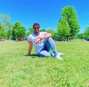 Meet your Posher, Ashish